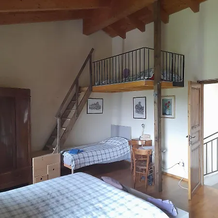 住宿加早餐酒店 Agricola Tre Rii Sidreria Corniglio