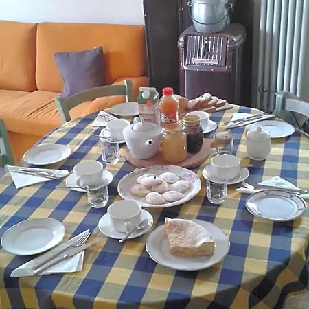 Agricola Tre Rii Sidreria Bed & Breakfast 3*