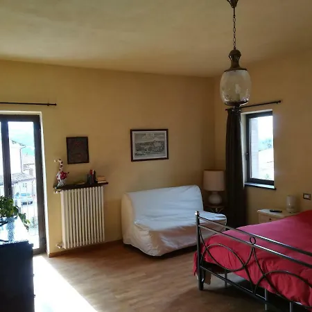 Agricola Tre Rii Sidreria 住宿加早餐酒店