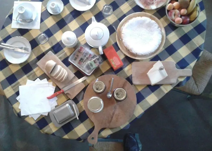 לינה וארוחת בוקר Agricola Tre Rii Sidreria 3*